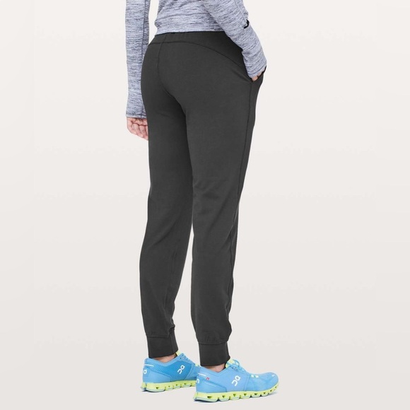 Lululemon Ready To Rulu Jogger Pant Size 6 black - Picture 2 of 8